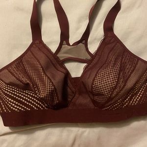 Lululemon sports bra 36c wine color